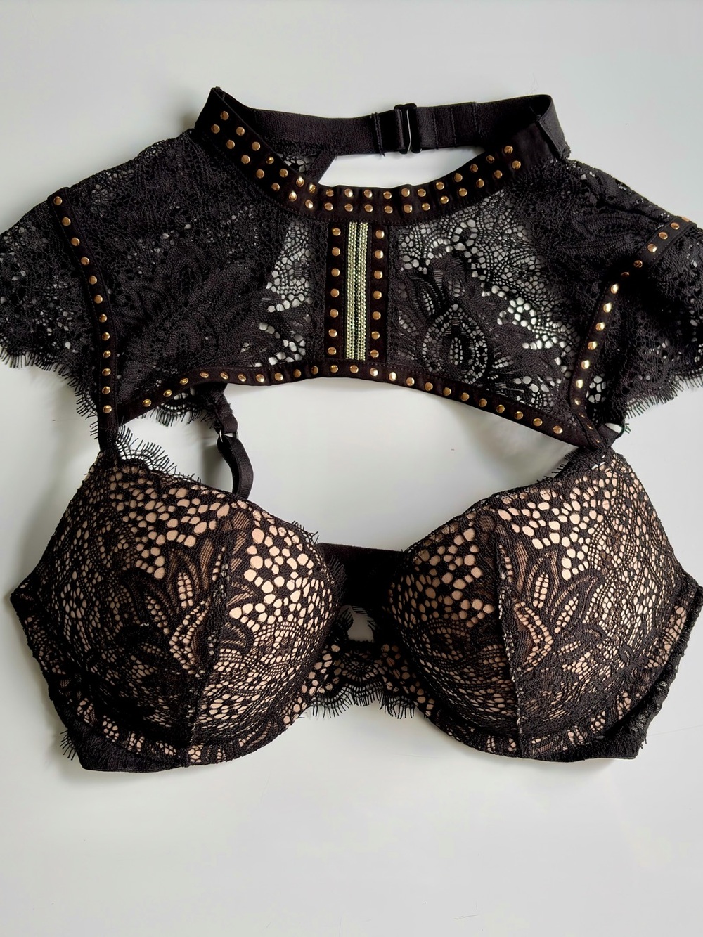 Victoria’s Secret Harness Push-up bra set Size 32D